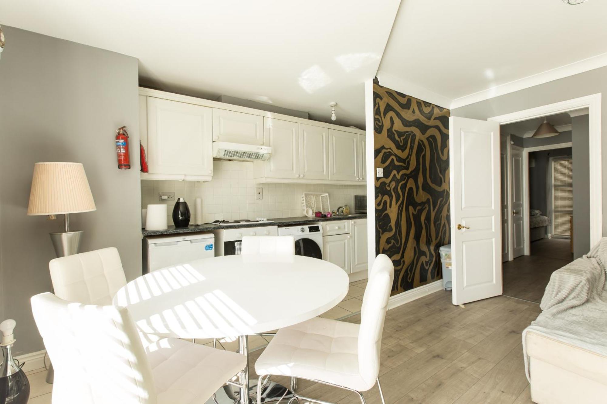 Modern Elegant Central Apt With Parking Dublin Kültér fotó